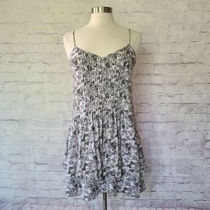 Sanctuary Floral Print Pleated V-Neck Tank Mini Dress with Tiered Ruffle Hem S